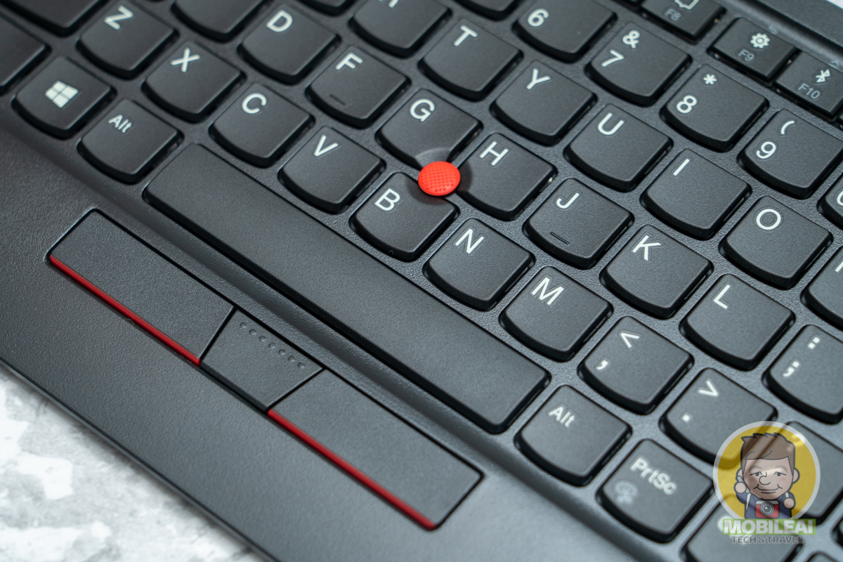 開箱』Lenovo ThinkPad TrackPoint Keyboard II 第二代小紅點藍牙+無線鍵盤- 傳說中的挨踢部門